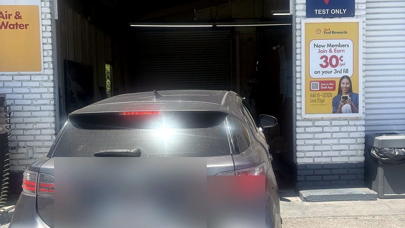 Out-of-state vehicle smog check in Garden Grove, CA: SUV at our Magnolia St test bay